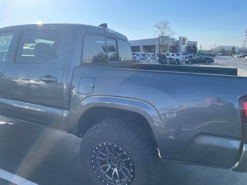 Used 2023 Toyota Tacoma SR image 9