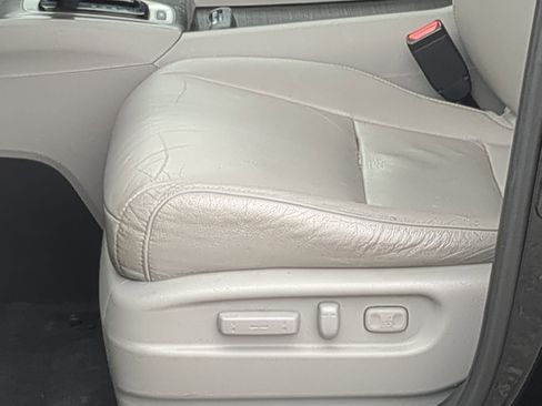 Used 2017 Honda Pilot EX-L image 12