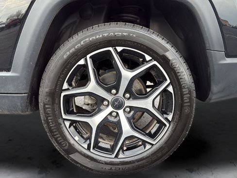 Used 2025 Jeep Compass Limited AWD/4WD image 17