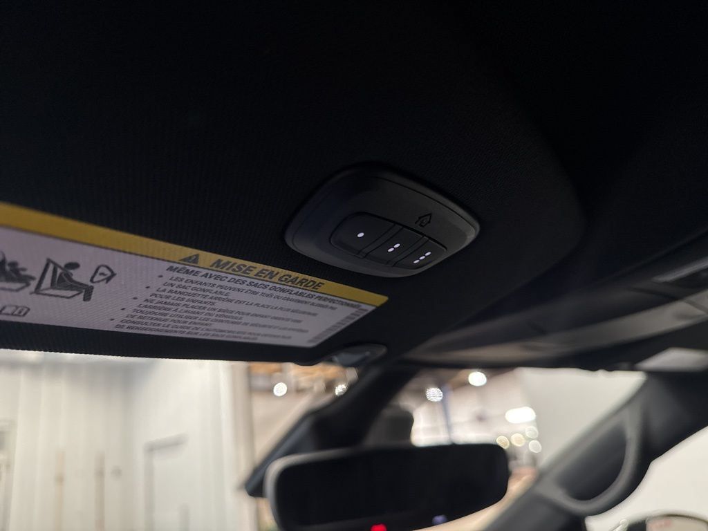 New 2026 Chrysler Pacifica Select AWD/4WD image 27