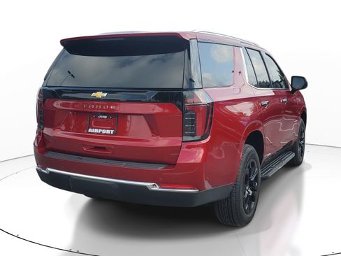 Used 2026 Chevrolet Tahoe LS RWD image 6