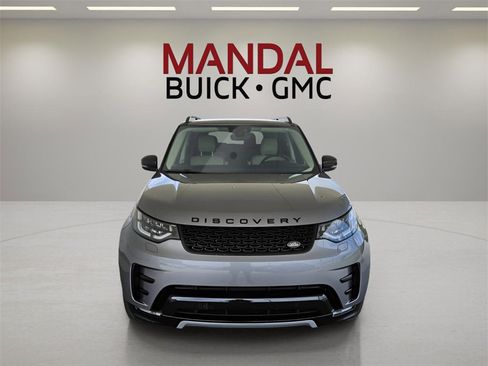 Used 2020 Land Rover Discovery Landmark image 3