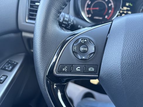 Used 2025 Mitsubishi Outlander Sport SE image 18