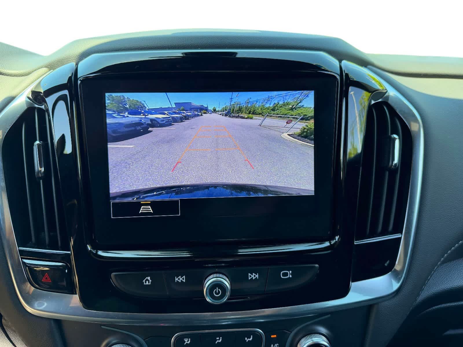 Used 2023 Chevrolet Traverse LT AWD/4WD image 26