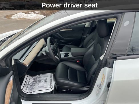 Used 2023 Tesla Model 3 Standard Range image 11