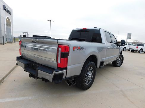 Used 2023 Ford F250 Limited w/ FX4 Off-Road Package image 4