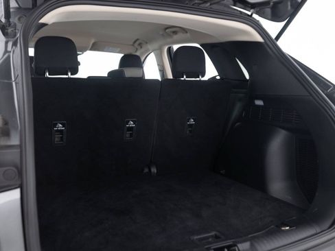 Used 2020 Ford Escape SE FWD image 40