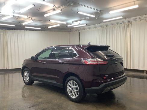 Used 2022 Ford Edge SEL w/ Convenience Package AWD/4WD image 8