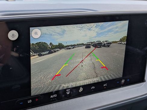 New 2025 Ford Maverick XL image 12