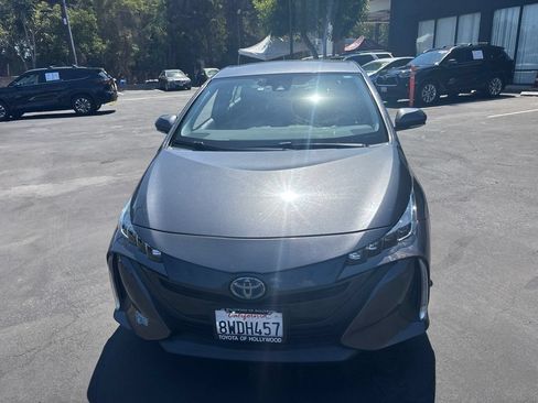 Used 2021 Toyota Prius Prime LE w/ Carpet Mat Package (TMS) FWD image 9