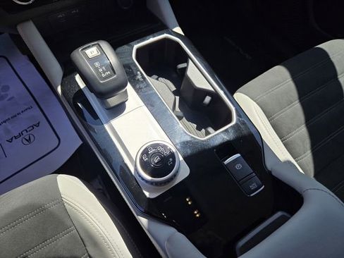 Used 2025 Mitsubishi Outlander SE image 25