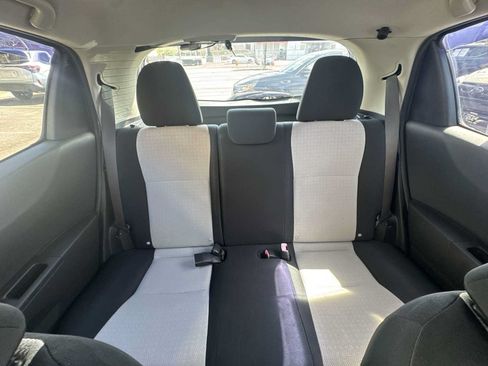 Used 2013 Toyota Yaris L FWD image 20