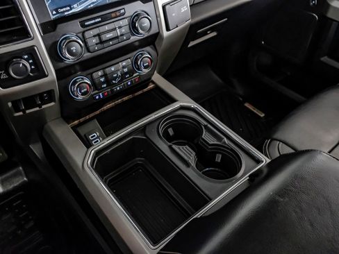 Used 2019 Ford F250 Lariat w/ Lariat Ultimate Package image 26