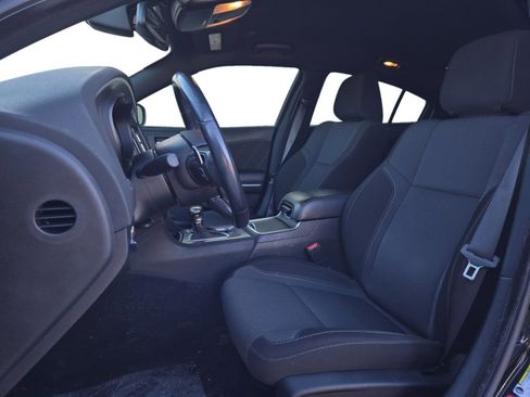 Certified 2020 Dodge Charger SXT AWD/4WD image 9
