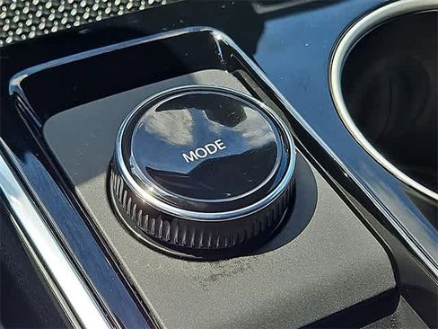 New 2026 Chevrolet Equinox LT image 18