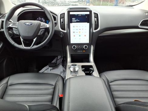 Certified 2024 Ford Edge SEL w/ Convenience Package image 10