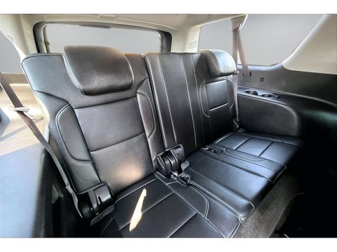 Used 2016 Chevrolet Suburban LT AWD/4WD image 22