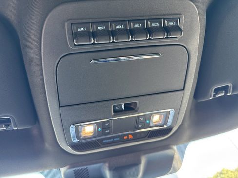 Used 2025 Ford F150 Raptor image 22