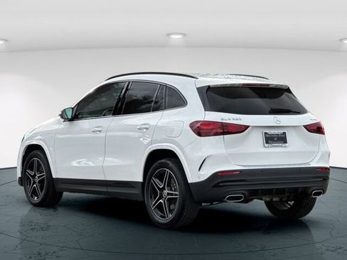 Used 2025 Mercedes-Benz GLA 250 4MATIC image 5