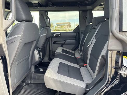 Certified 2025 Ford Bronco Big Bend image 24