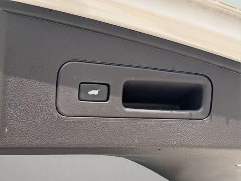 Used 2020 Acura MDX FWD w/ Advance Package image 11