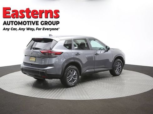 Used 2024 Nissan Rogue S AWD/4WD image 41
