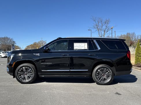 New 2026 GMC Yukon Elevation image 7