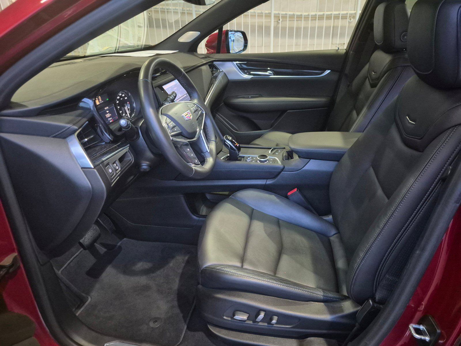 Certified 2023 Cadillac XT5 Premium Luxury AWD/4WD image 19