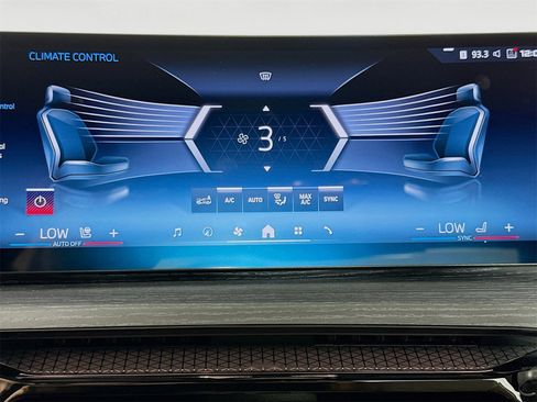 Used 2025 BMW M340i M340i w/ Premium Package image 16