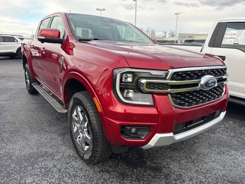 Certified 2025 Ford Ranger Lariat w/ FX4 Off-Road Package image 3