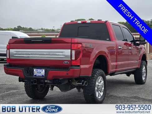 Certified 2022 Ford F250 Platinum w/ FX4 Off-Road Package AWD/4WD image 7