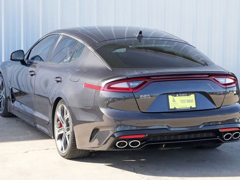 Used 2020 Kia Stinger GT2 image 51