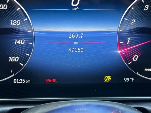 Used 2023 Mercedes-Benz C 300 Sedan image 25