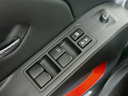 Used 2022 Nissan Frontier PRO-4X AWD/4WD image 19