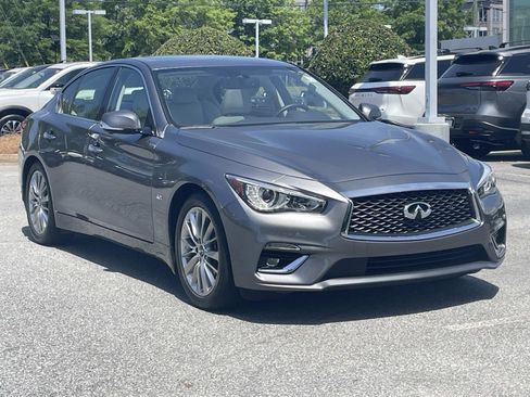 Used 2020 INFINITI Q50 Luxe w/ Essential Package (3.0T Luxe) image 5