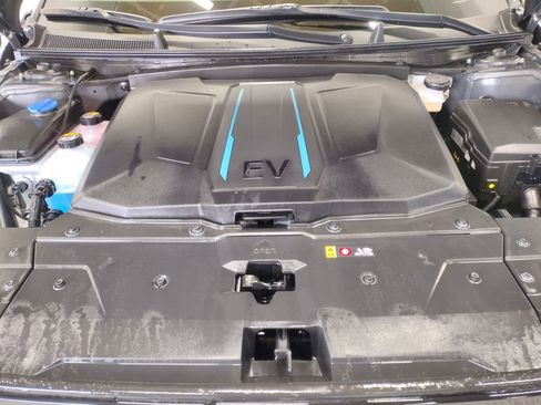 Certified 2023 Hyundai Ioniq 5 SEL image 10