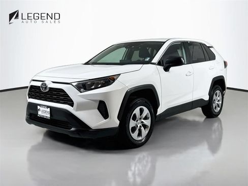 Used 2022 Toyota RAV4 LE AWD/4WD image 1