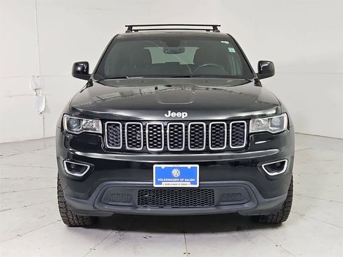 Used 2017 Jeep Grand Cherokee Laredo w/ Quick Order Package 23E image 9