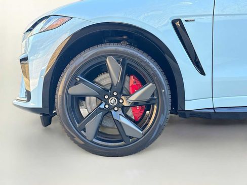 New 2026 Jaguar F-PACE SVR 575 Edition AWD/4WD image 6
