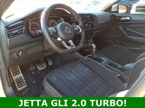 Used 2021 Volkswagen Jetta GLI image 12