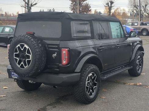 Used 2023 Ford Bronco Outer Banks AWD/4WD image 4