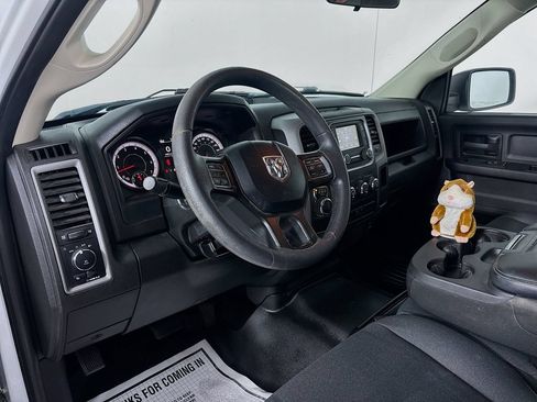 Used 2021 RAM 1500 Tradesman w/ Tradesman SXT Package RWD image 9