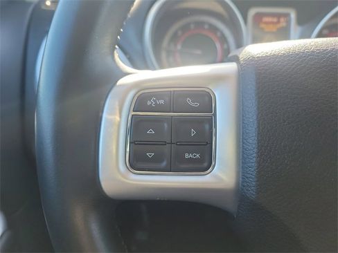 Used 2018 Dodge Journey SE w/ Connectivity Group image 24