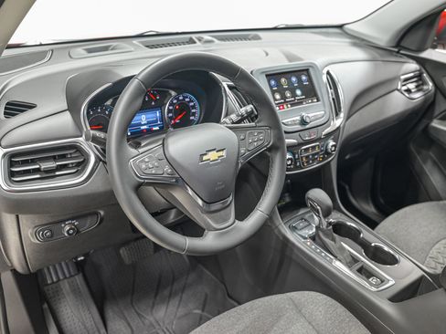 Used 2023 Chevrolet Equinox LT AWD/4WD image 15