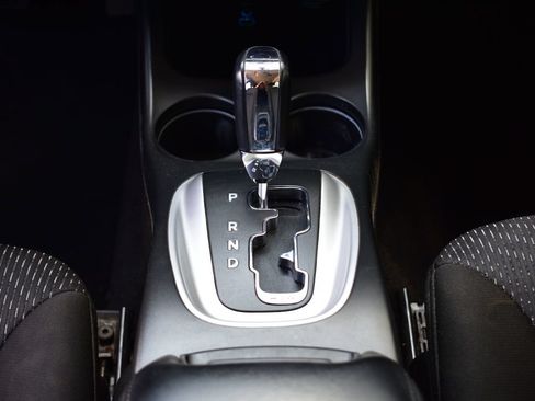 Used 2020 Dodge Journey SE w/ SE Popular Equipment Group FWD image 36