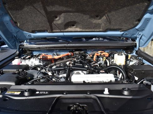 Certified 2025 Toyota Land Cruiser w/ Premium Package image 27