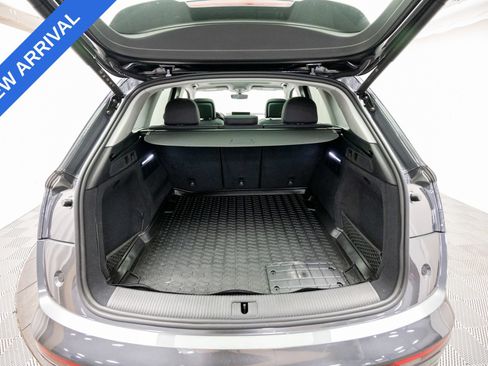 Used 2023 Audi Q5 2.0T Prestige AWD/4WD image 35