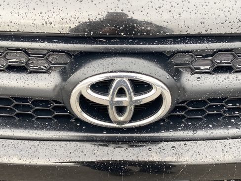 Used 2012 Toyota RAV4 4WD image 25