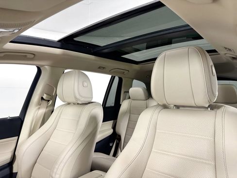 Used 2021 Mercedes-Benz GLS 580 4MATIC image 29