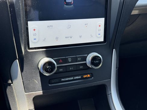 Used 2023 Ford Edge SEL AWD/4WD image 20